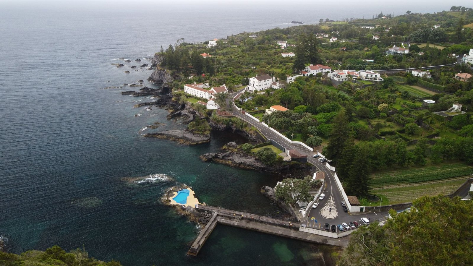 Costa Açoriana com Piscina Natural