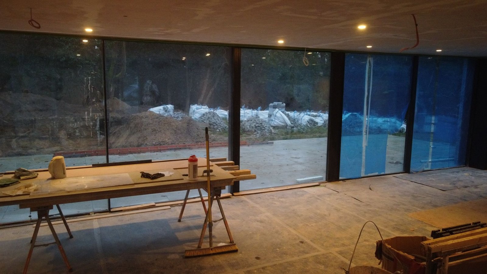 Interior de obra em construção